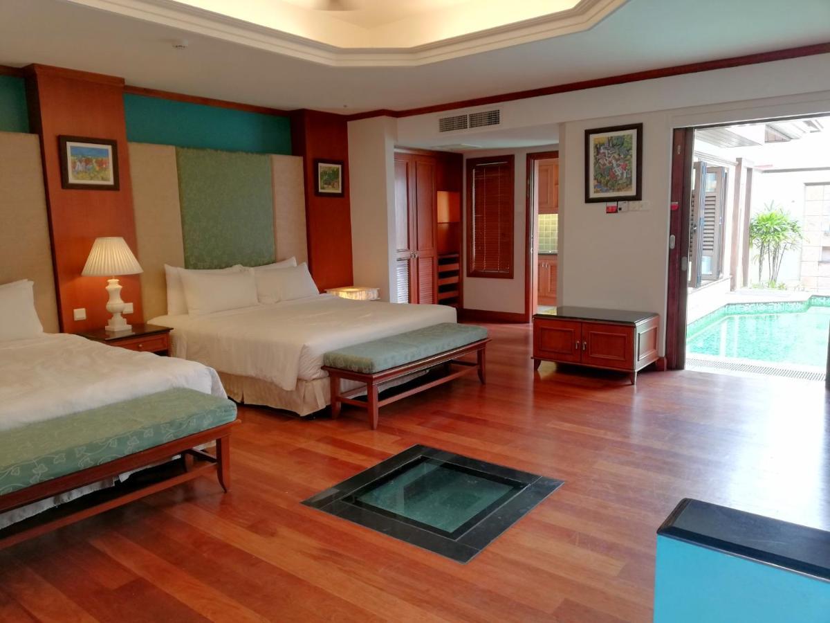 Wonderland Private Pool Villas At Port Dickson Exterior foto